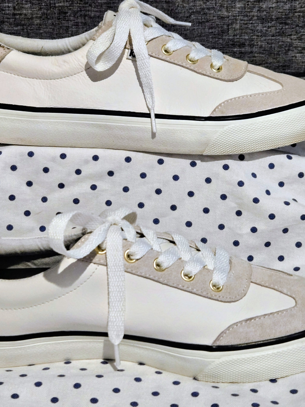 Keds White/Cream Canvas Low-Top Sneakers. Women Size 8.5